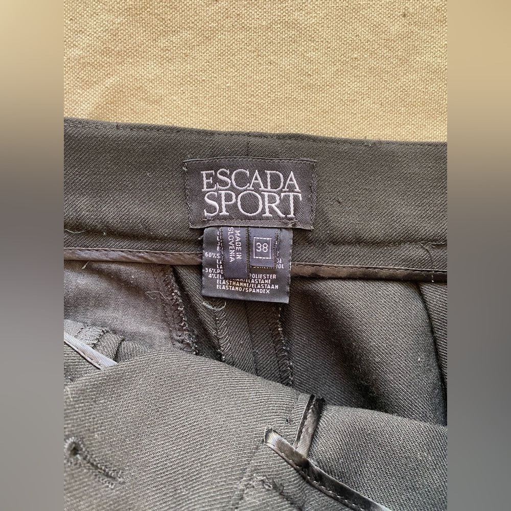 Escada Sport Vintage 90s Womens Black Pleated Cuffed Trouser Style Pant 38 - Picture 9 of 9